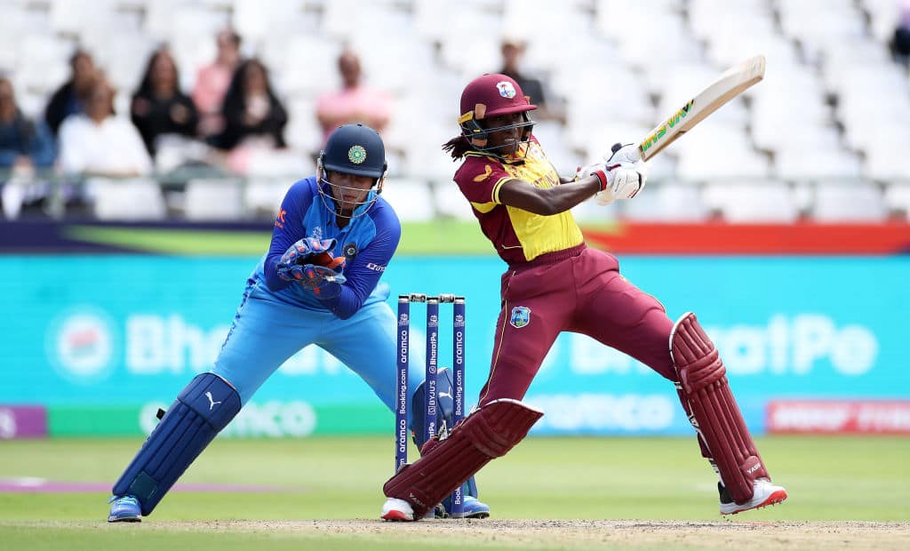 Shefali-Mandhana gave a fast start