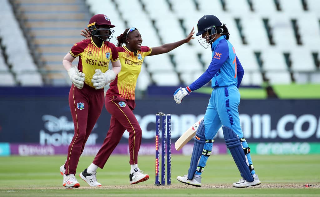 Shefali-Mandhana gave a fast start