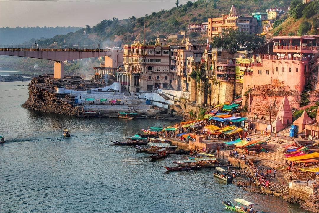 Places-to-visit-in-Omkareshwar-Temple-in-May