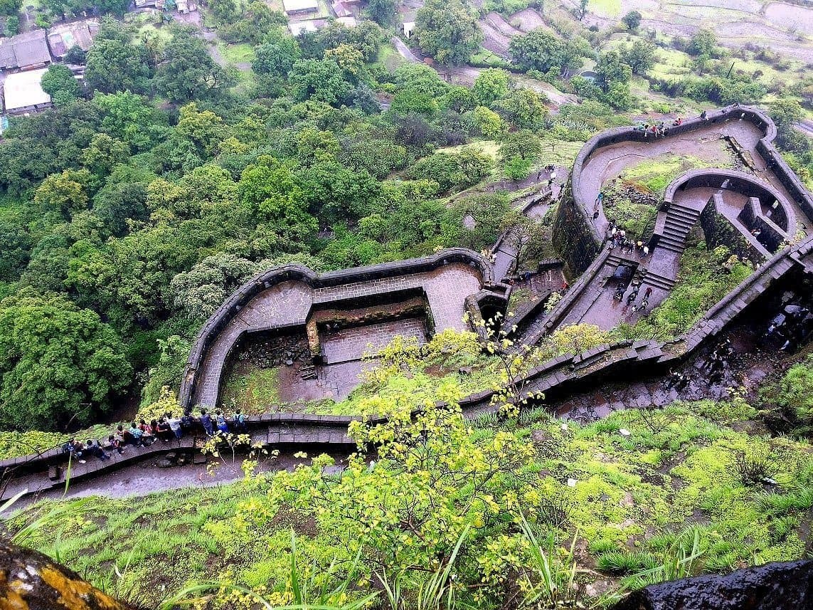 Lohagad Fort, Khandala Overview