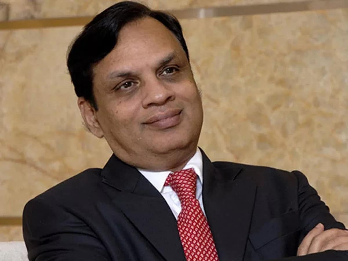 CBI-arrests-Videocon-CEO-Venugopal-Dhoot-in-loan