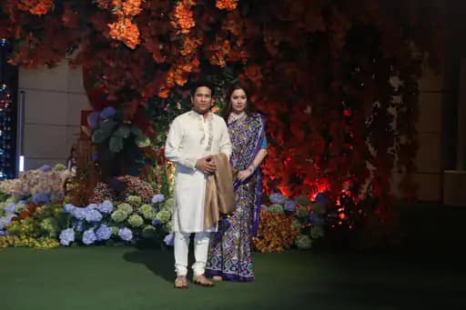 Sachin Tendulakr and Wife