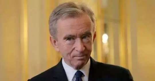 Bernard arnault supass jeff bezos