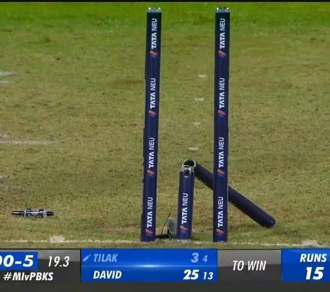 Arshdeep Singh broke the middle stump. 🔥 #MIvsPBKS