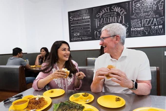 Apple CEO Tim Cook