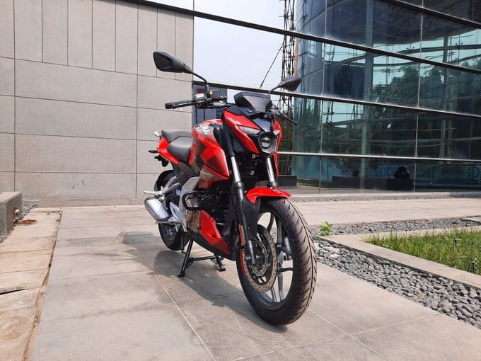 Bajaj Pulsar N250