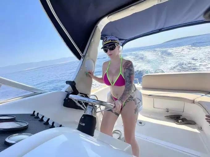 Sweet Mary Croatia's Hasina