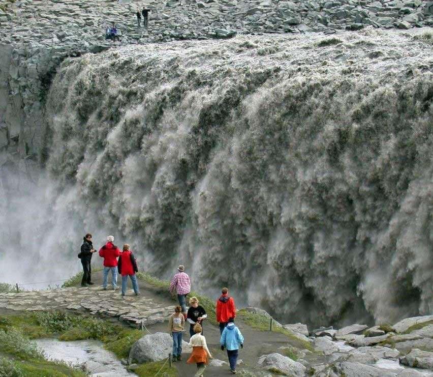Sutherland Waterfalls :