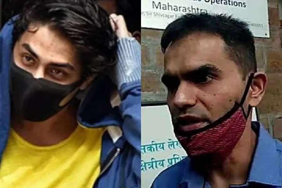 25 crore bribe for not framing Aryan Khan